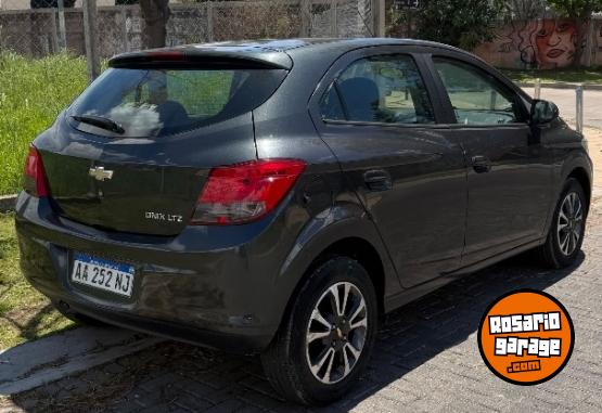 Autos - Chevrolet Onix 2016 Nafta 120000Km - En Venta