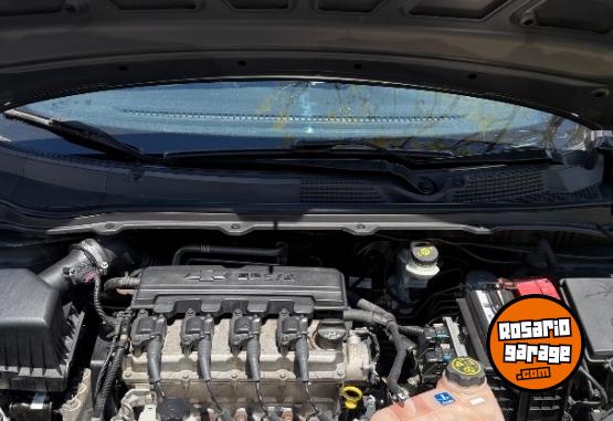 Autos - Chevrolet Onix 2016 Nafta 120000Km - En Venta