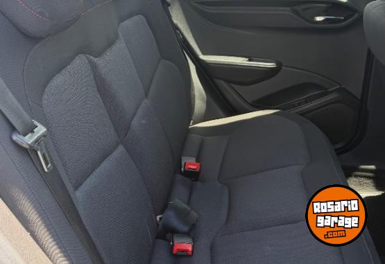 Autos - Chevrolet Onix 2016 Nafta 120000Km - En Venta