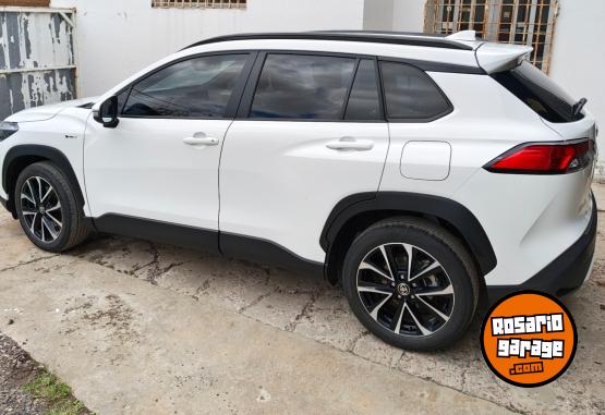 Autos - Toyota Corolla Cross 2024 Electrico / Hibrido 110000Km - En Venta