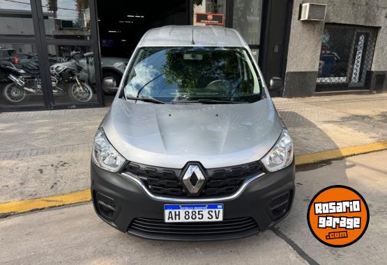 Utilitarios - Renault Kangoo express 1.6 2025 GNC 24000Km - En Venta
