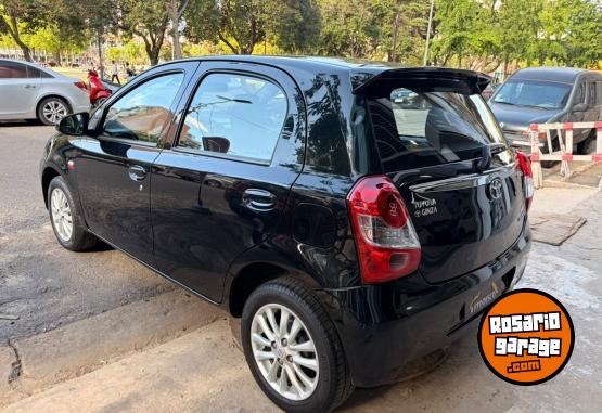 Autos - Toyota Etios XLS 2014 Nafta 46000Km - En Venta