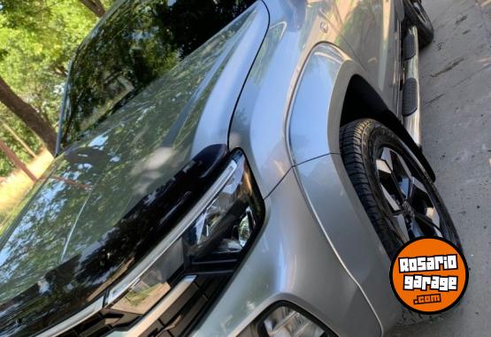 Camionetas - Volkswagen Amarok V6 Highline 2025 Diesel 20000Km - En Venta