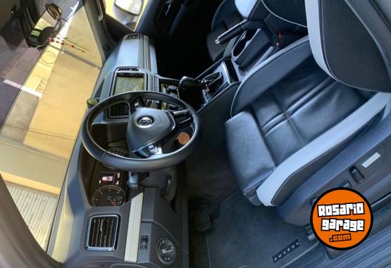 Camionetas - Volkswagen Amarok V6 Highline 2025 Diesel 20000Km - En Venta