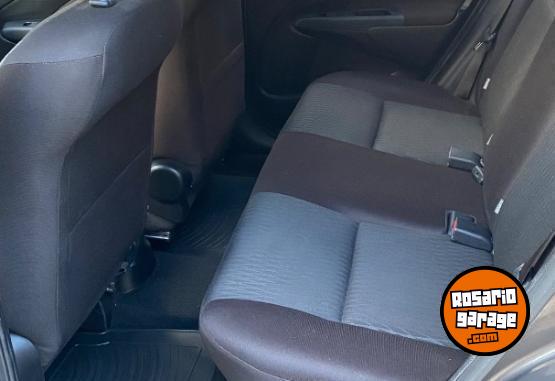 Autos - Toyota Etios 2022 Nafta 42000Km - En Venta