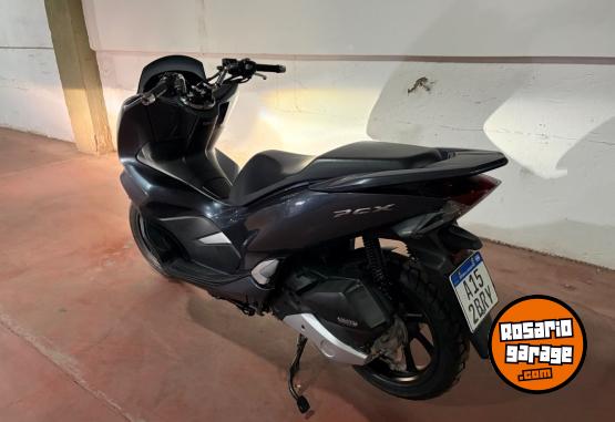 Motos - Honda PCX 150 2020 Nafta 8700Km - En Venta