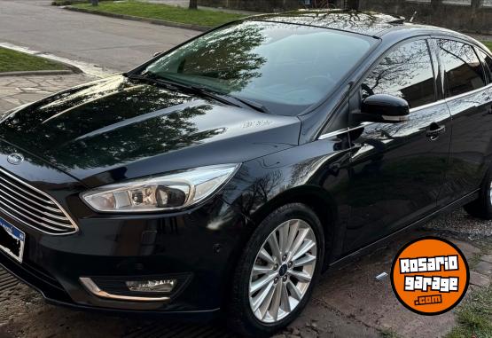 Autos - Ford TITANIUM 2.0 2016 Nafta 120000Km - En Venta
