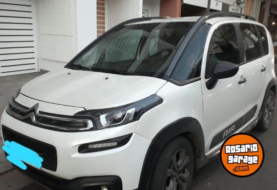 Autos - Citroen C3 Aircross feel 2016 Nafta 200000Km - En Venta