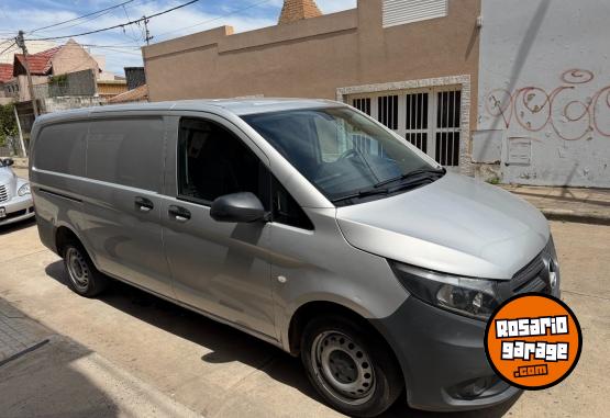 Utilitarios - Mercedes Benz Vito 111 Furgon 2017 Diesel 102201Km - En Venta
