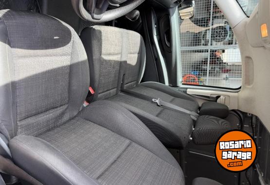 Utilitarios - Mercedes Benz Vito 111 Furgon 2017 Diesel 102201Km - En Venta