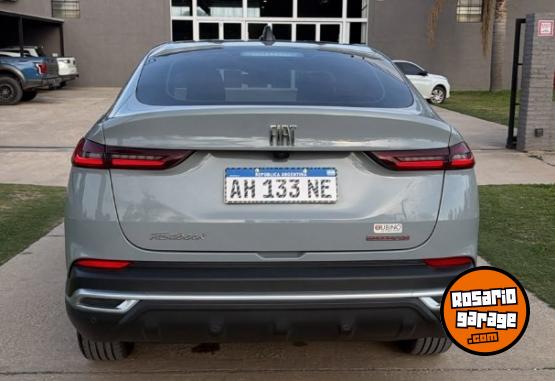 Autos - Fiat Fastback Turbo 270 AT 2025 Nafta 74300Km - En Venta