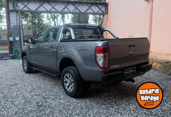 Camionetas - Ford RANGER XL 4X2 2016 Diesel 150000Km - En Venta