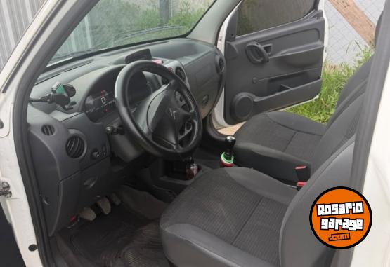 Utilitarios - Citroen Berlingo 2023 Diesel 90000Km - En Venta