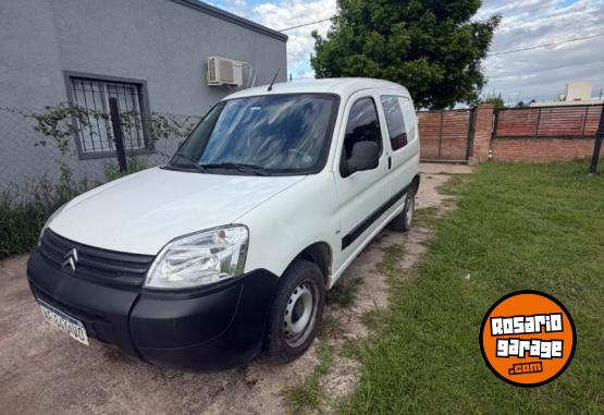 Utilitarios - Citroen Berlingo 2023 Diesel 90000Km - En Venta