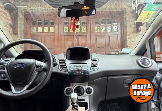 Autos - Ford SE Plus 2018 Nafta 106000Km - En Venta