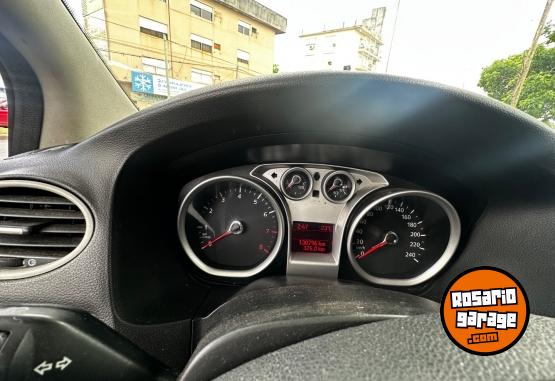 Autos - Ford Focus 2011 Nafta 130000Km - En Venta
