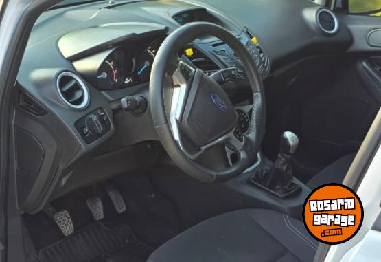Autos - Ford Fiesta 2017 Nafta 98000Km - En Venta