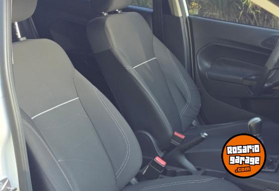 Autos - Ford Fiesta 2017 Nafta 98000Km - En Venta