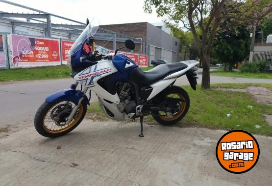 Motos - Honda Transalt 700 2008 Nafta 79000Km - En Venta