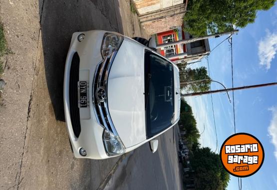 Autos - Toyota Etios 2015 2015 Nafta 125000Km - En Venta