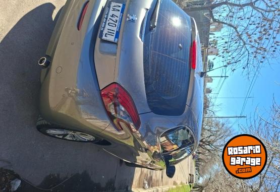 Autos - Peugeot 208 feline modelo 2016 2016 Nafta 142000Km - En Venta