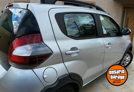 Autos - Fiat Mobi way 2017 GNC 138000Km - En Venta