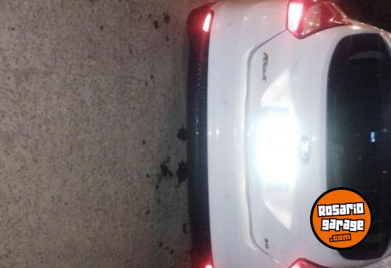 Autos - Ford Focus 3 2014 Nafta 165000Km - En Venta