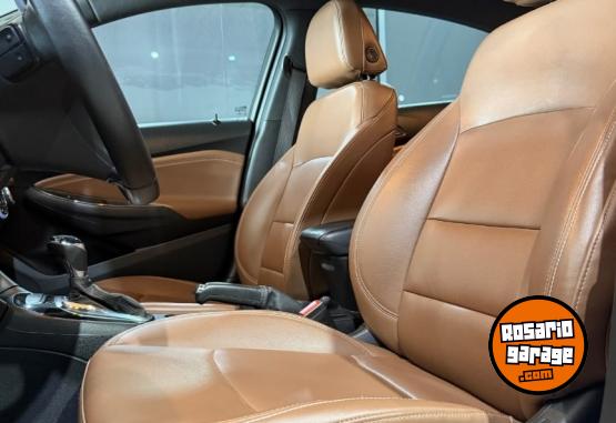 Autos - Chevrolet Cruze Premier 1.4T 2022 Nafta 76800Km - En Venta