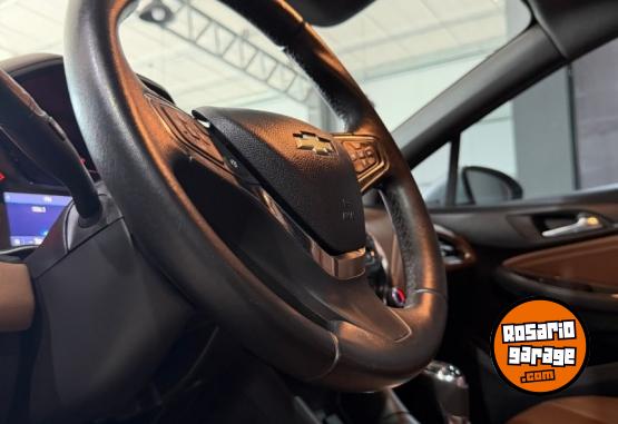 Autos - Chevrolet Cruze Premier 1.4T 2022 Nafta 76800Km - En Venta