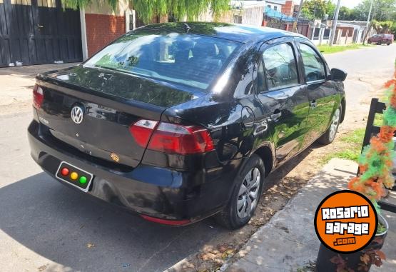 Autos - Volkswagen Voyage 2014 GNC 526526Km - En Venta