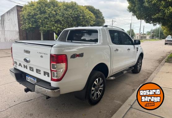 Camionetas - Ford Ranger 2022 Diesel 49000Km - En Venta