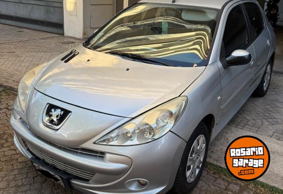 Autos - Peugeot 207 compact allure 1.4 5P 2013 Nafta 140000Km - En Venta