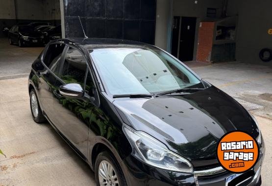 Autos - Peugeot 208 2018 Nafta 119000Km - En Venta