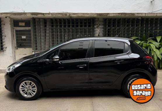 Autos - Peugeot 208 2018 Nafta 119000Km - En Venta
