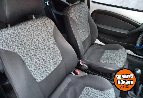 Autos - Ford Ka viral 1.0 2014 Nafta 120000Km - En Venta