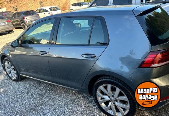 Autos - Volkswagen GOLF MK7 TSI COMFORTLINE 2018 Nafta 130000Km - En Venta