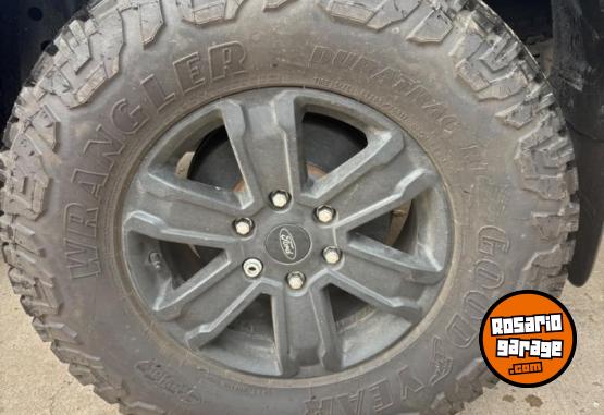Camionetas - Ford Xlt 2023 Diesel 48000Km - En Venta