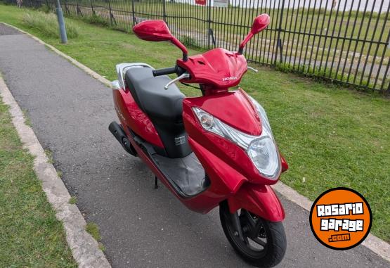 Motos - Honda Elite 125 2017 Nafta 31000Km - En Venta