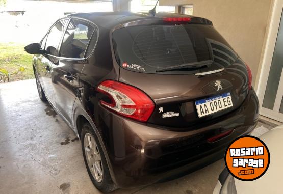 Autos - Peugeot 208 ALLURE TOUCHSCREEN 2016 GNC 136000Km - En Venta