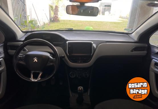 Autos - Peugeot 208 ALLURE TOUCHSCREEN 2016 GNC 136000Km - En Venta