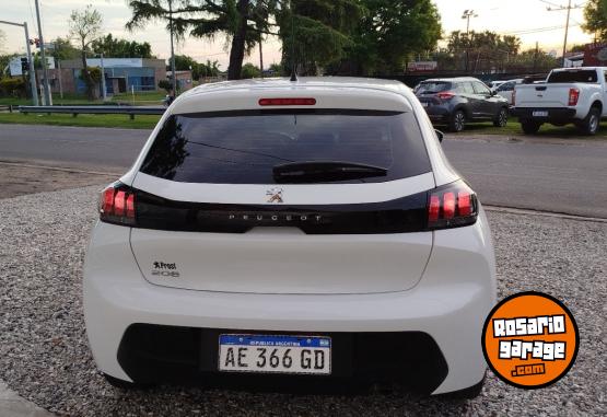 Autos - Peugeot 208 2020 Nafta 20000Km - En Venta
