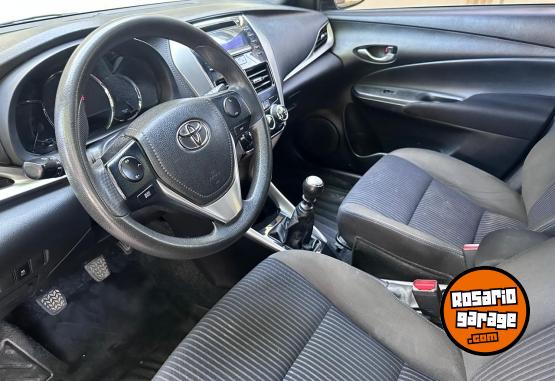 Autos - Toyota YARIS XS 1.5 6M/T 2019 Nafta 86000Km - En Venta
