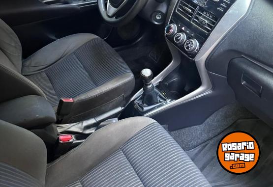 Autos - Toyota YARIS XS 1.5 6M/T 2019 Nafta 86000Km - En Venta