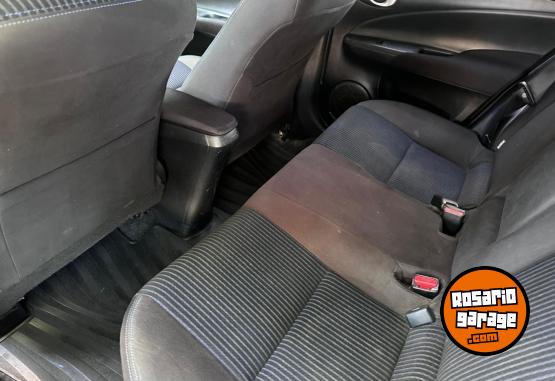 Autos - Toyota YARIS XS 1.5 6M/T 2019 Nafta 86000Km - En Venta