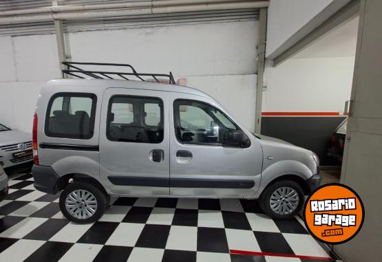 Utilitarios - Renault Kangoo 2014 GNC 230000Km - En Venta