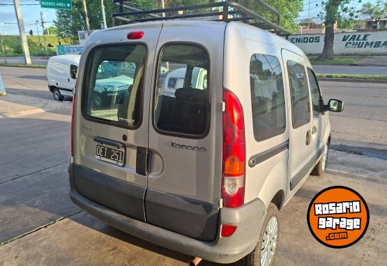 Utilitarios - Renault Kangoo 2014 GNC 230000Km - En Venta