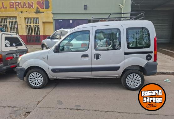Utilitarios - Renault Kangoo 2014 GNC 230000Km - En Venta