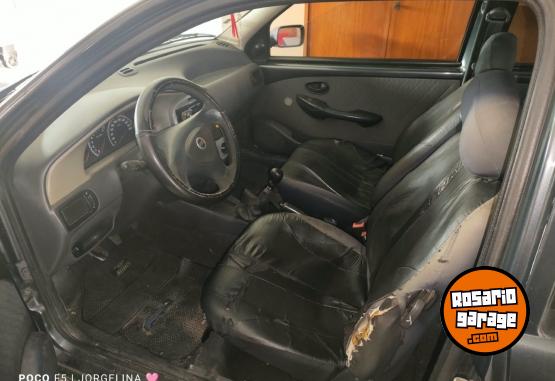 Autos - Fiat Palio 2004 Nafta 265000Km - En Venta