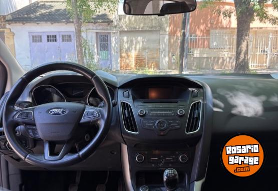 Autos - Ford Focus SE 2016 Nafta 140000Km - En Venta