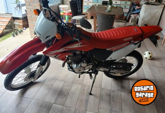 Motos - Honda Xr tornado 250 2017 Nafta 19100Km - En Venta